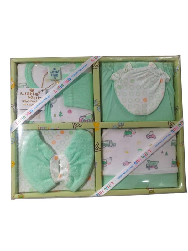 New born baby cloth kit color as per available